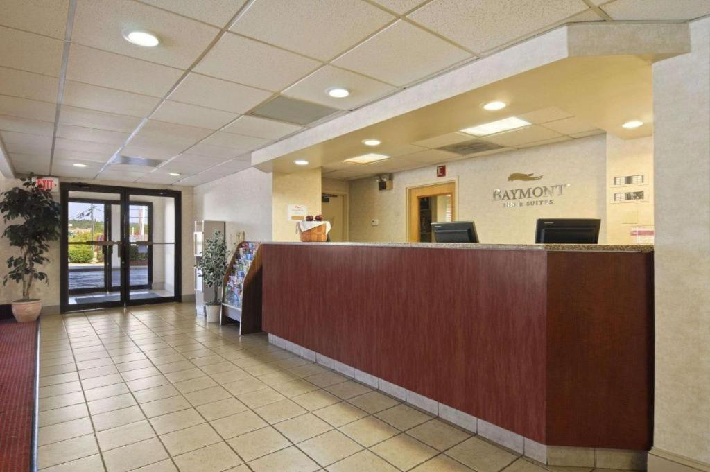 Baymont By Wyndham Macon I-75 Motel Exterior foto